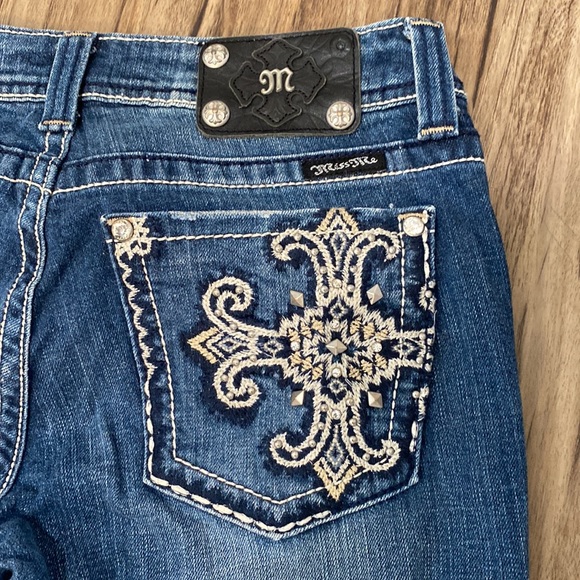 Miss Me jeans size 30 boot cut - Picture 3 of 5